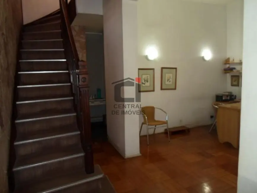 Casa com 7 quartos à venda, 222m2 em Rio De Janeiro - RJ - imagem 1 Foto 1 de Casa com 7 quartos à venda, 222m2 em Rio De Janeiro - RJ