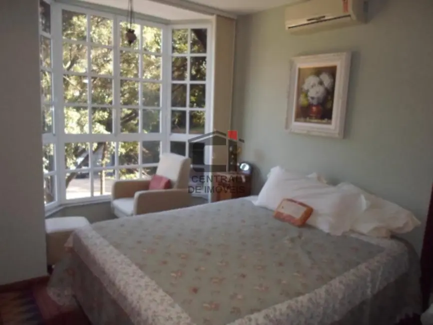 Foto 5 de Casa com 4 quartos à venda, 250m2 em Rio De Janeiro - RJ