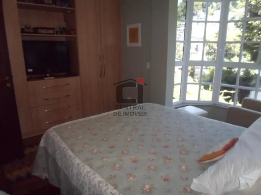 Foto 9 de Casa com 4 quartos à venda, 250m2 em Rio De Janeiro - RJ