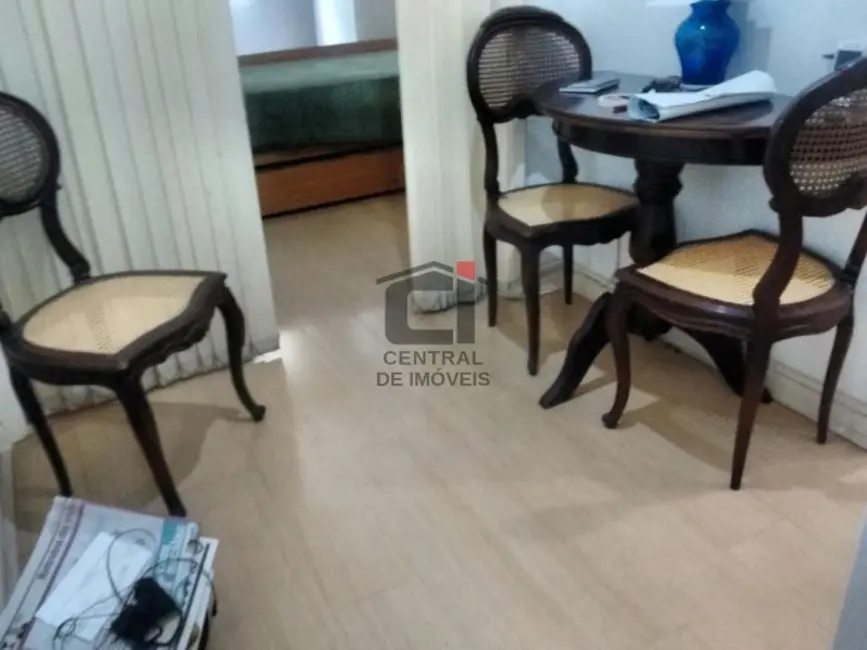 Foto 2 de Kitnet com 1 quarto à venda, 30m2 em Rio De Janeiro - RJ