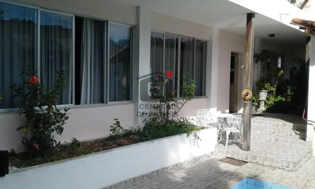 Foto 3 de Casa com 3 quartos à venda, 400m2 em Rio De Janeiro - RJ