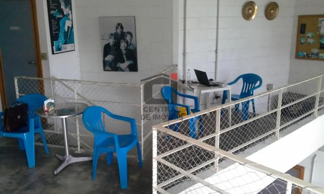 Casa com 4 quartos à venda, 550m2 em Rio De Janeiro - RJ - imagem 5 Foto 5 de Casa com 4 quartos à venda, 550m2 em Rio De Janeiro - RJ