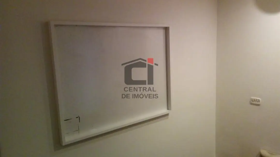 Sala Comercial à venda e para alugar, 35m2 em Rio De Janeiro - RJ - imagem 9 Foto 9 de Sala Comercial à venda e para alugar, 35m2 em Rio De Janeiro - RJ