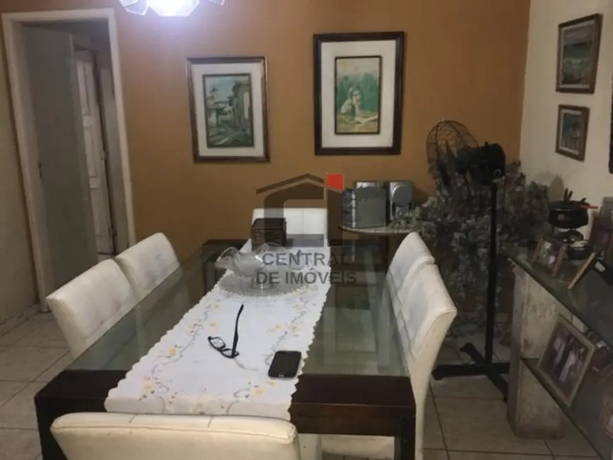 Apartamento com 3 quartos à venda, 130m2 em Rio De Janeiro - RJ - imagem 6 Foto 6 de Apartamento com 3 quartos à venda, 130m2 em Rio De Janeiro - RJ