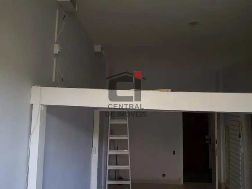 Kitnet com 1 quarto à venda, 30m2 em Rio De Janeiro - RJ - imagem 3 Foto 3 de Kitnet com 1 quarto à venda, 30m2 em Rio De Janeiro - RJ