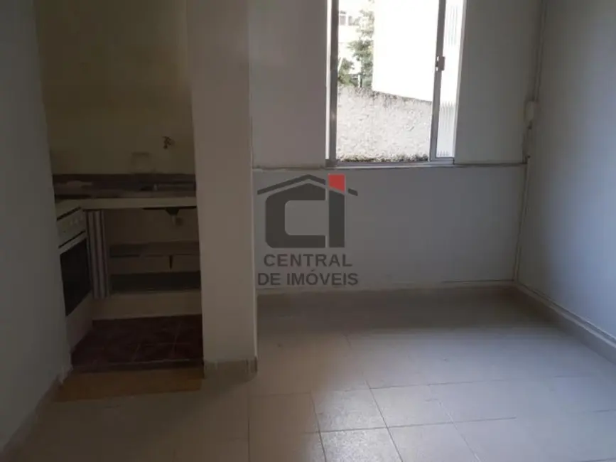 Kitnet com 1 quarto à venda, 30m2 em Rio De Janeiro - RJ - imagem 4 Foto 4 de Kitnet com 1 quarto à venda, 30m2 em Rio De Janeiro - RJ