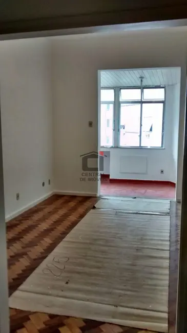 Foto 3 de Apartamento com 2 quartos à venda, 94m2 em Rio De Janeiro - RJ