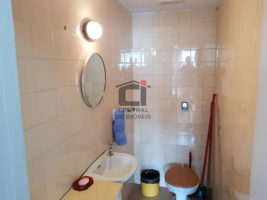 Sala Comercial à venda e para alugar, 37m2 em Rio De Janeiro - RJ - imagem 7 Foto 7 de Sala Comercial à venda e para alugar, 37m2 em Rio De Janeiro - RJ