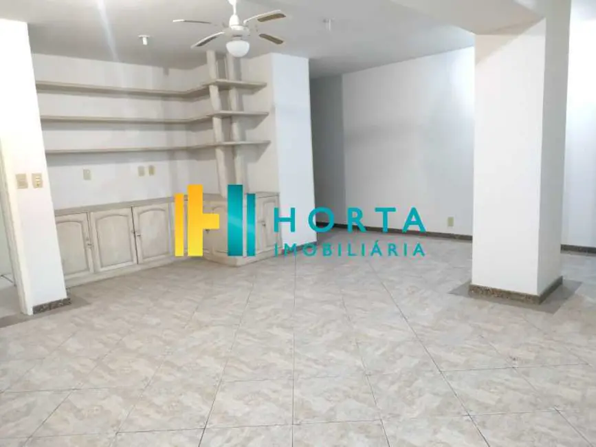 Apartamento com 4 quartos à venda, 244m2 em Rio De Janeiro - RJ - imagem 9 Foto 9 de Apartamento com 4 quartos à venda, 244m2 em Rio De Janeiro - RJ