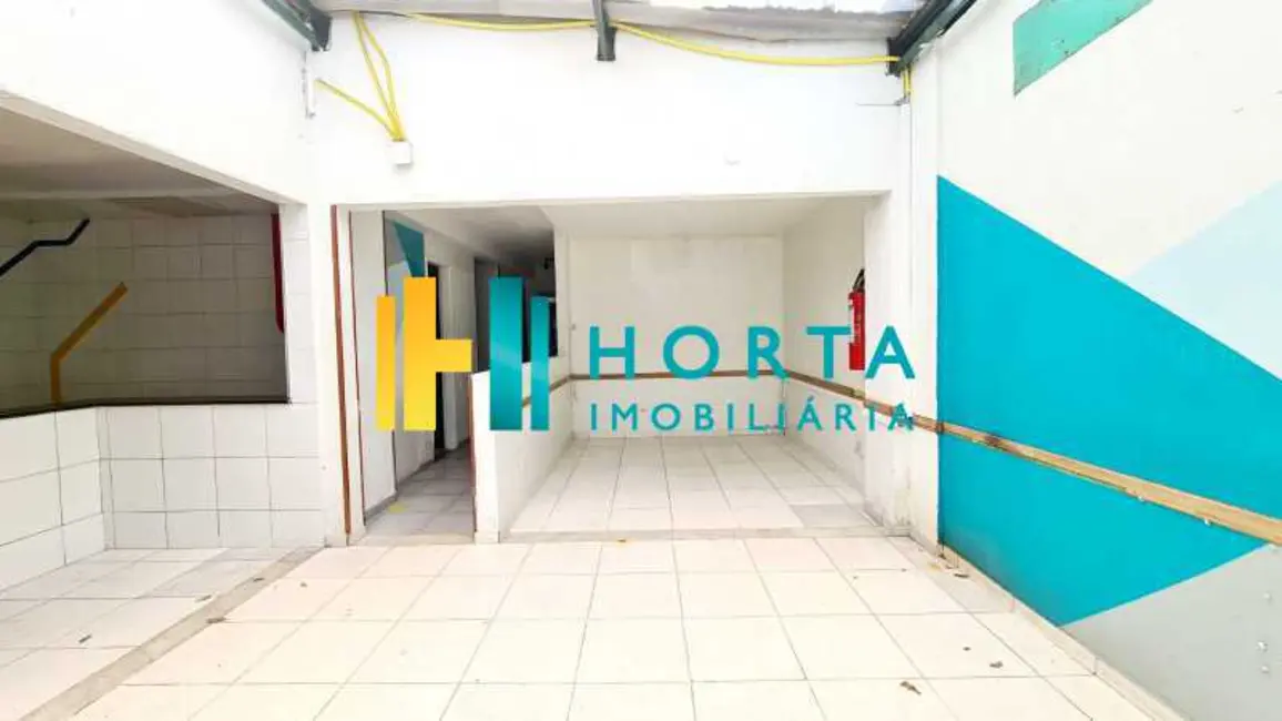 Casa com 14 quartos à venda, 352m2 em Rio De Janeiro - RJ - imagem 6 Foto 6 de Casa com 14 quartos à venda, 352m2 em Rio De Janeiro - RJ