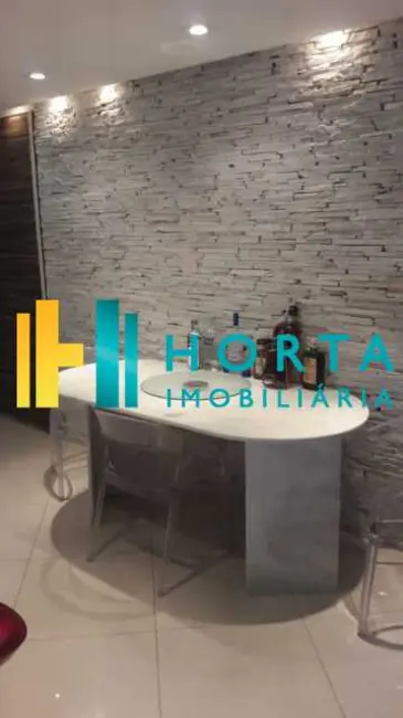 Foto 5 de Apartamento com 2 quartos à venda, 105m2 em Rio De Janeiro - RJ