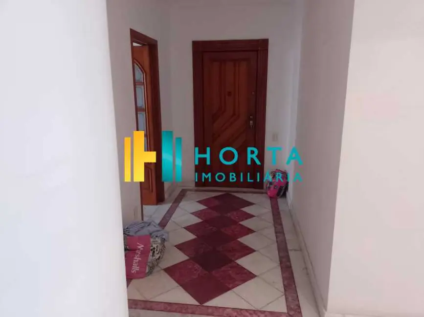 Apartamento com 3 quartos à venda, 182m2 em Rio De Janeiro - RJ - imagem 5 Foto 5 de Apartamento com 3 quartos à venda, 182m2 em Rio De Janeiro - RJ