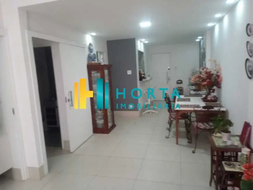 Foto 4 de Apartamento com 3 quartos à venda, 120m2 em Rio De Janeiro - RJ