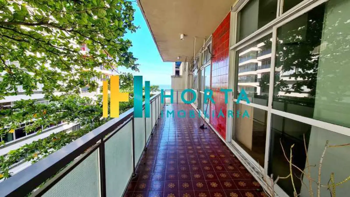 Foto 1 de Apartamento com 4 quartos à venda, 243m2 em Rio De Janeiro - RJ