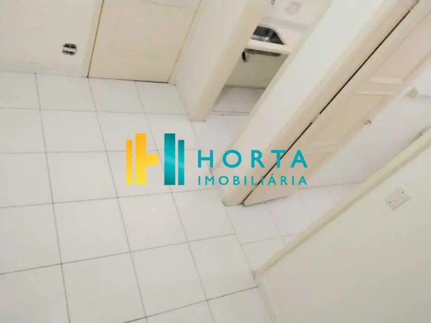 Kitnet à venda, 32m2 em Rio De Janeiro - RJ - imagem 6 Foto 6 de Kitnet à venda, 32m2 em Rio De Janeiro - RJ