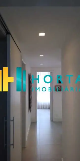 Apartamento com 2 quartos à venda, 75m2 em Rio De Janeiro - RJ - imagem 9 Foto 9 de Apartamento com 2 quartos à venda, 75m2 em Rio De Janeiro - RJ