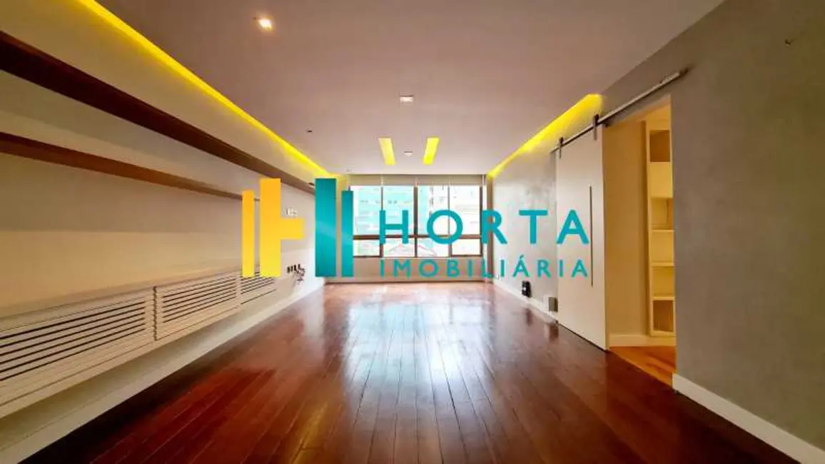 Foto 2 de Apartamento com 3 quartos à venda, 125m2 em Rio De Janeiro - RJ