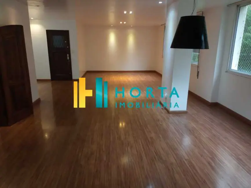 Apartamento com 4 quartos à venda, 216m2 em Rio De Janeiro - RJ - imagem 1 Foto 1 de Apartamento com 4 quartos à venda, 216m2 em Rio De Janeiro - RJ