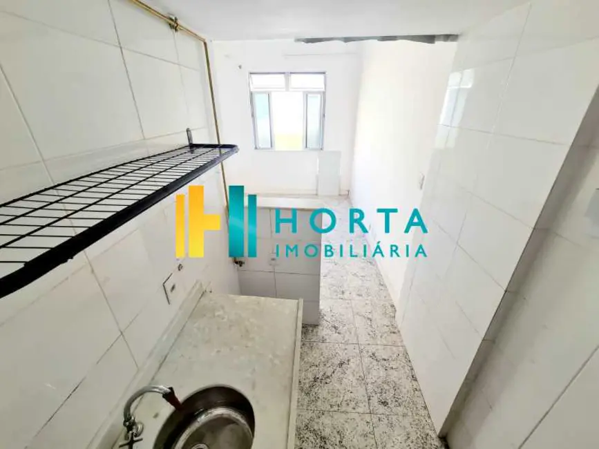 Kitnet à venda, 18m2 em Rio De Janeiro - RJ - imagem 9 Foto 9 de Kitnet à venda, 18m2 em Rio De Janeiro - RJ