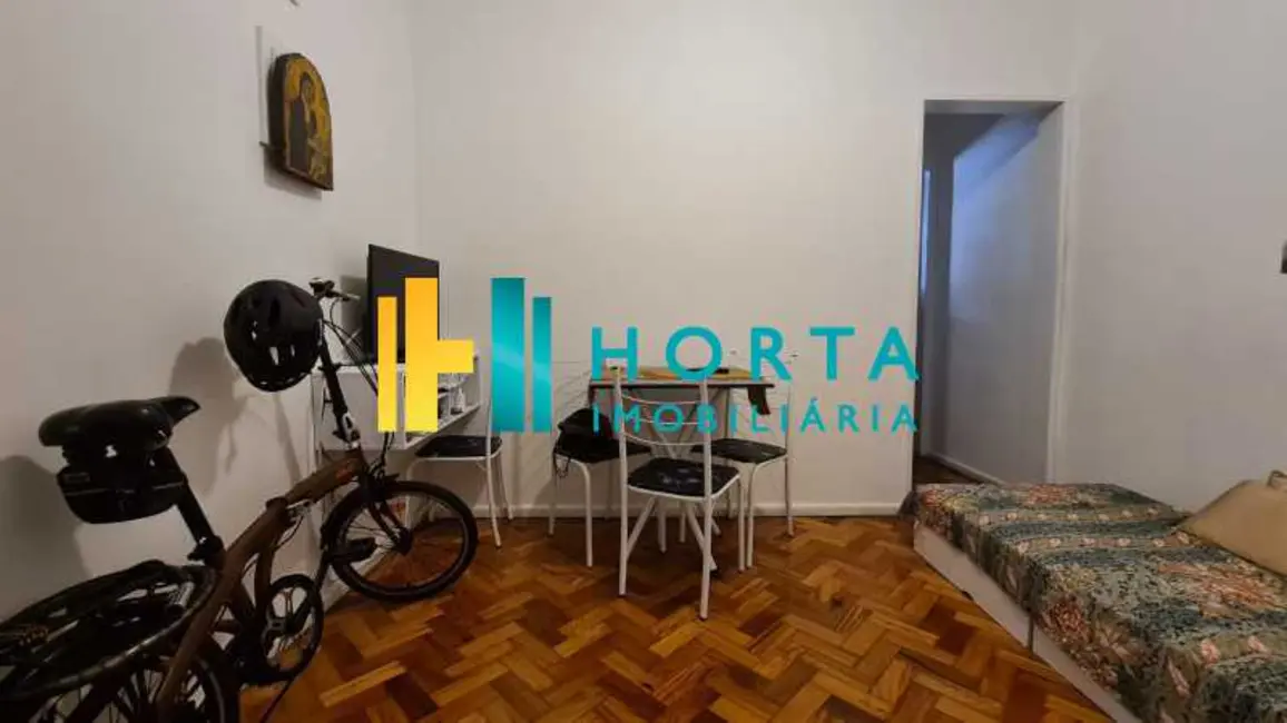 Apartamento com 1 quarto à venda, 30m2 em Rio De Janeiro - RJ - imagem 2 Foto 2 de Apartamento com 1 quarto à venda, 30m2 em Rio De Janeiro - RJ