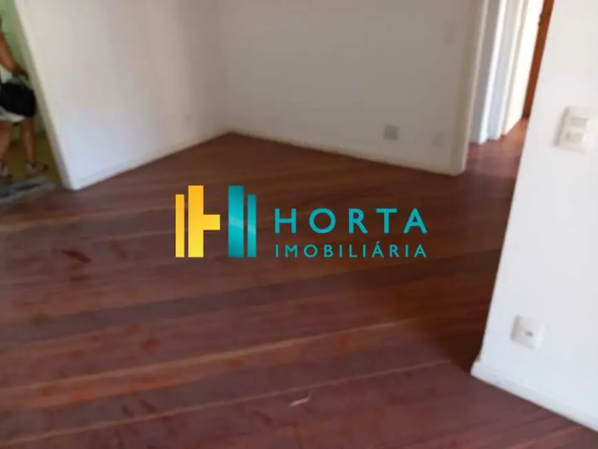 Apartamento com 2 quartos para alugar, 76m2 em Rio De Janeiro - RJ - imagem 3 Foto 3 de Apartamento com 2 quartos para alugar, 76m2 em Rio De Janeiro - RJ