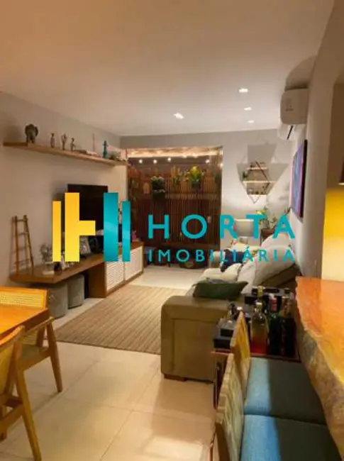 Foto 3 de Apartamento com 2 quartos à venda, 85m2 em Rio De Janeiro - RJ