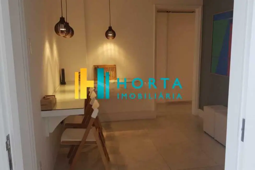 Apartamento com 3 quartos à venda, 178m2 em Rio De Janeiro - RJ - imagem 8 Foto 8 de Apartamento com 3 quartos à venda, 178m2 em Rio De Janeiro - RJ