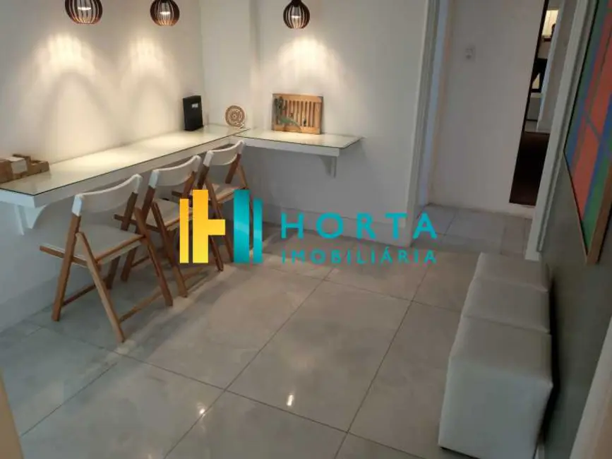 Apartamento com 3 quartos à venda, 178m2 em Rio De Janeiro - RJ - imagem 7 Foto 7 de Apartamento com 3 quartos à venda, 178m2 em Rio De Janeiro - RJ