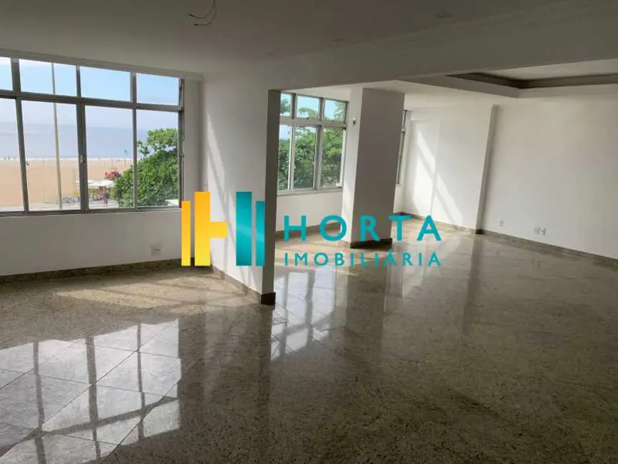 Apartamento com 3 quartos para alugar, 188m2 em Rio De Janeiro - RJ - imagem 1 Foto 1 de Apartamento com 3 quartos para alugar, 188m2 em Rio De Janeiro - RJ