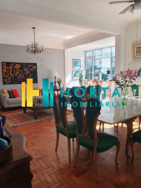 Apartamento com 3 quartos à venda, 110m2 em Rio De Janeiro - RJ - imagem 3 Foto 3 de Apartamento com 3 quartos à venda, 110m2 em Rio De Janeiro - RJ