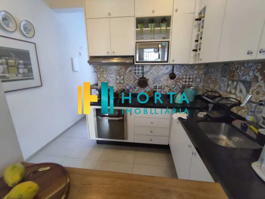 Apartamento com 3 quartos à venda, 110m2 em Rio De Janeiro - RJ - imagem 8 Foto 8 de Apartamento com 3 quartos à venda, 110m2 em Rio De Janeiro - RJ