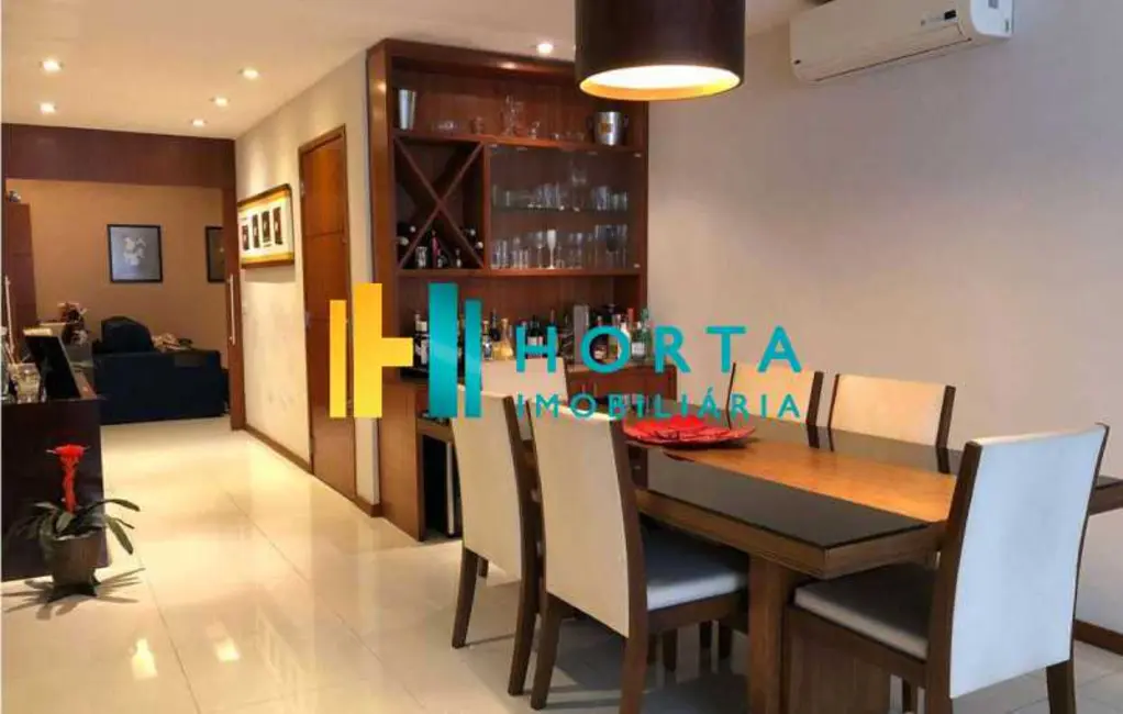 Foto 1 de Apartamento com 3 quartos à venda, 148m2 em Rio De Janeiro - RJ