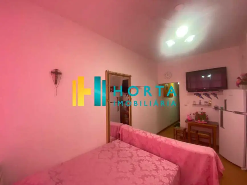 Kitnet com 1 quarto à venda, 27m2 em Rio De Janeiro - RJ - imagem 3 Foto 3 de Kitnet com 1 quarto à venda, 27m2 em Rio De Janeiro - RJ
