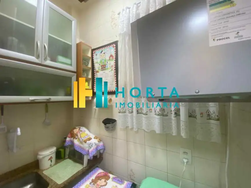 Kitnet com 1 quarto à venda, 27m2 em Rio De Janeiro - RJ - imagem 6 Foto 6 de Kitnet com 1 quarto à venda, 27m2 em Rio De Janeiro - RJ