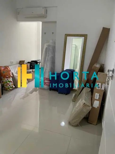 Apartamento com 2 quartos à venda, 70m2 em Rio De Janeiro - RJ - imagem 2 Foto 2 de Apartamento com 2 quartos à venda, 70m2 em Rio De Janeiro - RJ