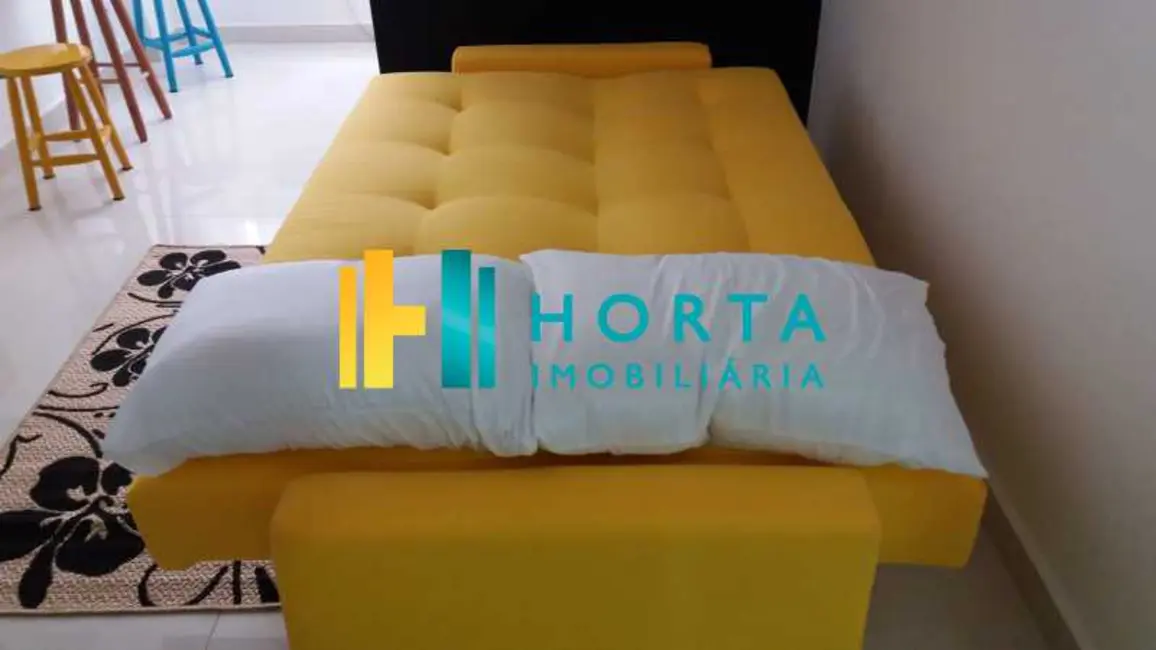 Foto 3 de Apartamento com 2 quartos à venda, 70m2 em Rio De Janeiro - RJ