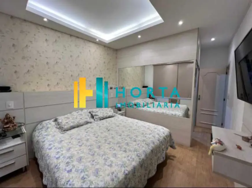 Foto 6 de Apartamento com 3 quartos à venda, 122m2 em Rio De Janeiro - RJ