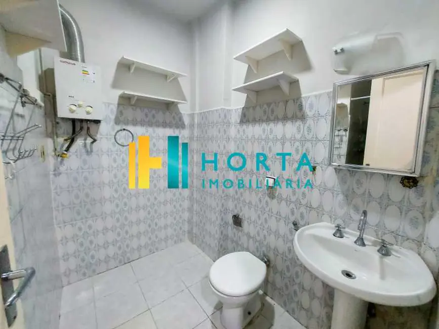 Apartamento com 2 quartos para alugar, 75m2 em Rio De Janeiro - RJ - imagem 4 Foto 4 de Apartamento com 2 quartos para alugar, 75m2 em Rio De Janeiro - RJ