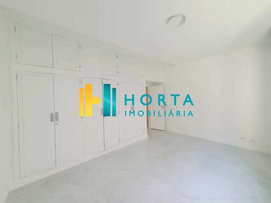 Apartamento com 4 quartos para alugar, 210m2 em Rio De Janeiro - RJ - imagem 6 Foto 6 de Apartamento com 4 quartos para alugar, 210m2 em Rio De Janeiro - RJ
