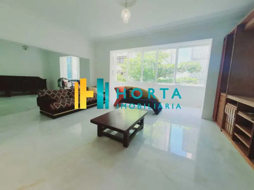 Apartamento com 4 quartos para alugar, 210m2 em Rio De Janeiro - RJ - imagem 4 Foto 4 de Apartamento com 4 quartos para alugar, 210m2 em Rio De Janeiro - RJ