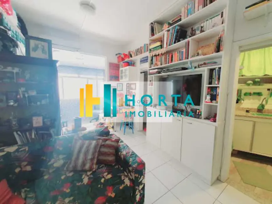 Kitnet com 1 quarto à venda, 25m2 em Rio De Janeiro - RJ - imagem 7 Foto 7 de Kitnet com 1 quarto à venda, 25m2 em Rio De Janeiro - RJ