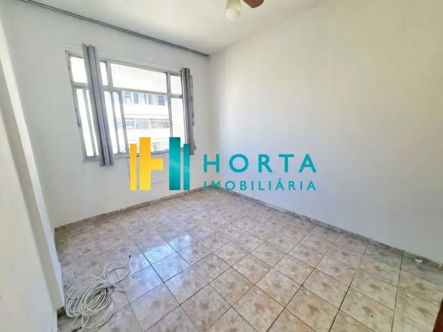 Kitnet à venda, 20m2 em Rio De Janeiro - RJ - imagem 2 Foto 2 de Kitnet à venda, 20m2 em Rio De Janeiro - RJ