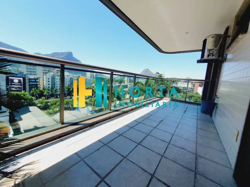 Cobertura com 3 quartos à venda, 166m2 em Rio De Janeiro - RJ - imagem 9 Foto 9 de Cobertura com 3 quartos à venda, 166m2 em Rio De Janeiro - RJ