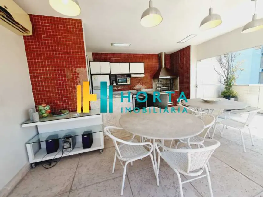 Cobertura com 3 quartos à venda, 166m2 em Rio De Janeiro - RJ - imagem 3 Foto 3 de Cobertura com 3 quartos à venda, 166m2 em Rio De Janeiro - RJ