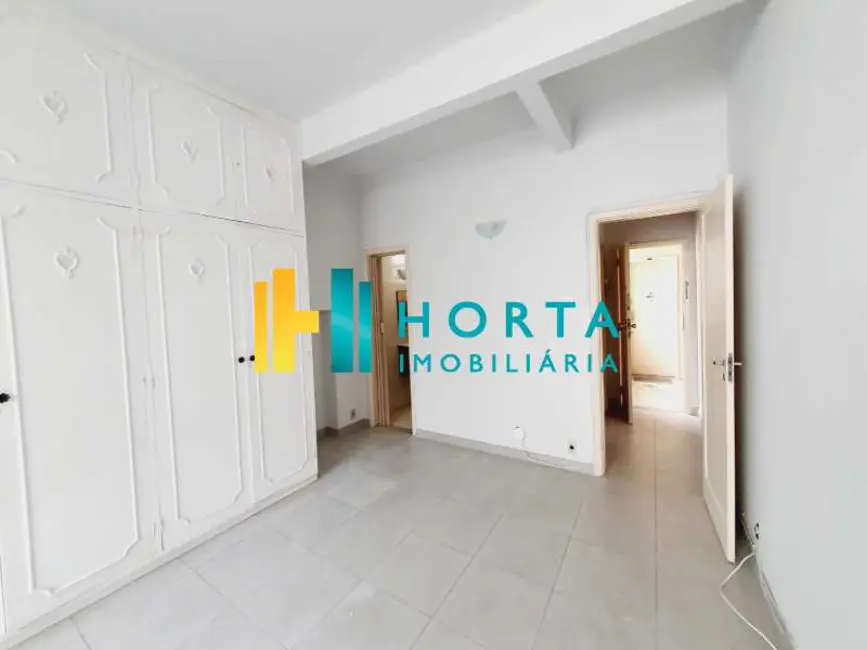 Foto 2 de Kitnet com 1 quarto à venda, 30m2 em Rio De Janeiro - RJ