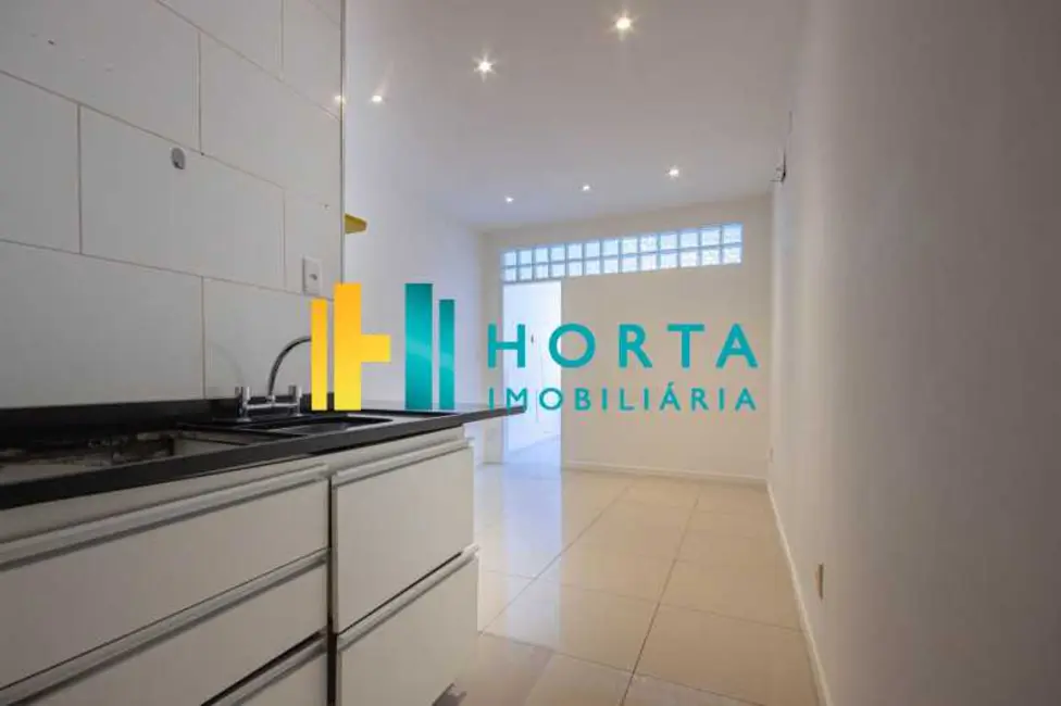 Apartamento com 1 quarto à venda, 24m2 em Rio De Janeiro - RJ - imagem 2 Foto 2 de Apartamento com 1 quarto à venda, 24m2 em Rio De Janeiro - RJ