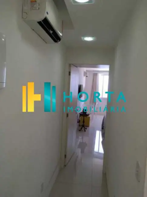 Kitnet com 1 quarto à venda, 31m2 em Rio De Janeiro - RJ - imagem 6 Foto 6 de Kitnet com 1 quarto à venda, 31m2 em Rio De Janeiro - RJ