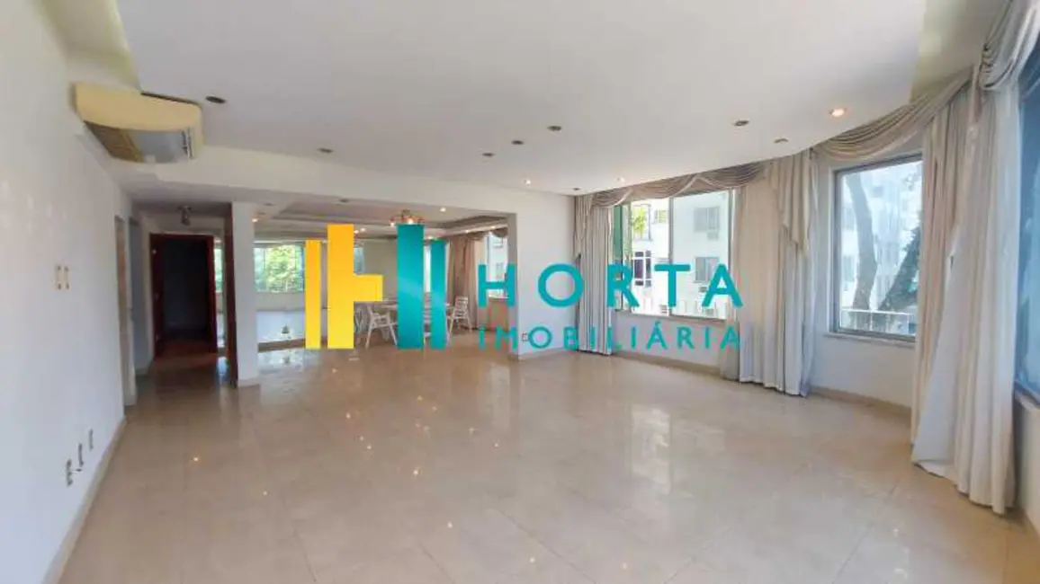 Apartamento com 4 quartos à venda e para alugar, 210m2 em Rio De Janeiro - RJ - imagem 3 Foto 3 de Apartamento com 4 quartos à venda e para alugar, 210m2 em Rio De Janeiro - RJ