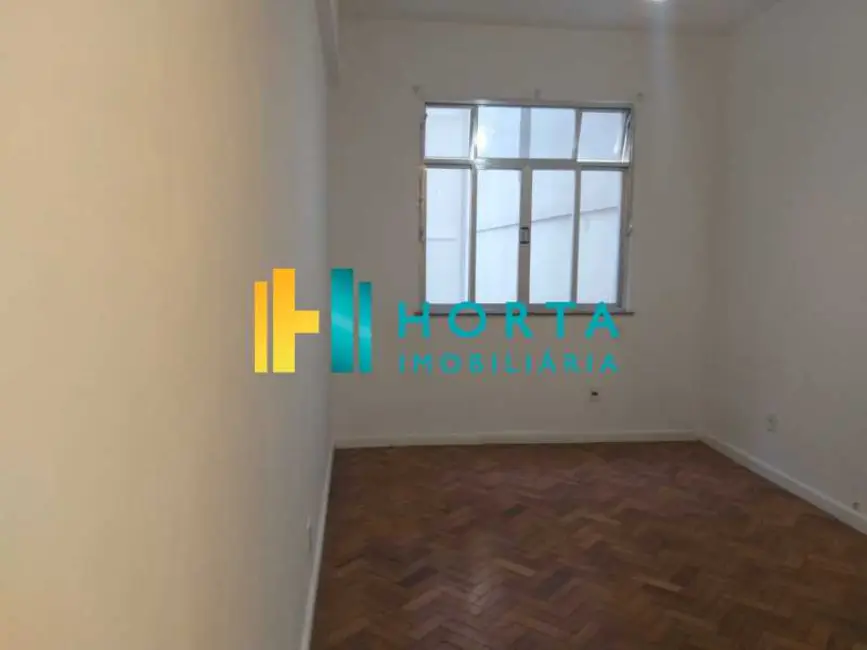 Foto 4 de Kitnet à venda, 22m2 em Rio De Janeiro - RJ