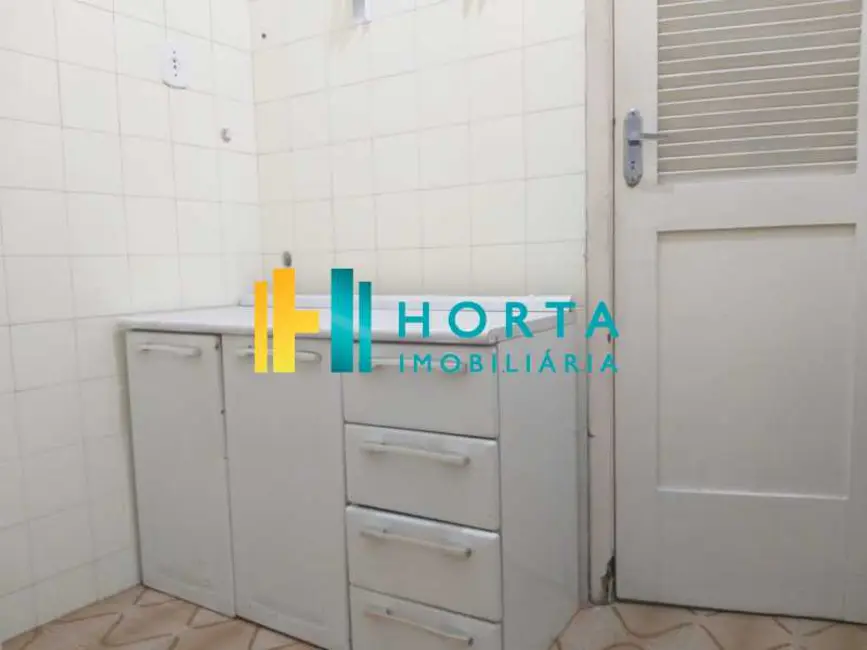 Kitnet à venda, 27m2 em Rio De Janeiro - RJ - imagem 8 Foto 8 de Kitnet à venda, 27m2 em Rio De Janeiro - RJ